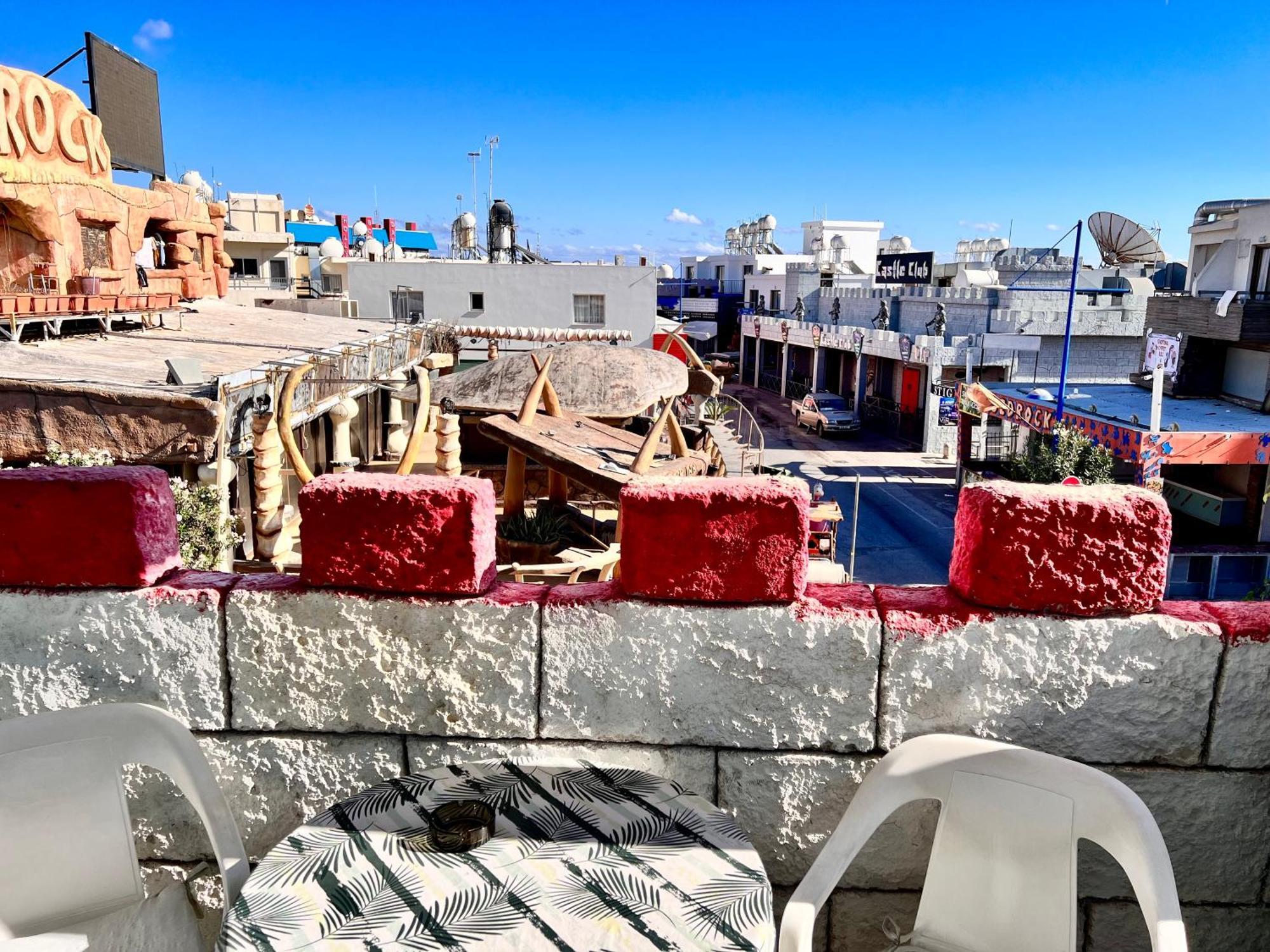 Apt On The Street Of Bars&Nightclubs In Ayia Napa 11 Apartment Екстериор снимка